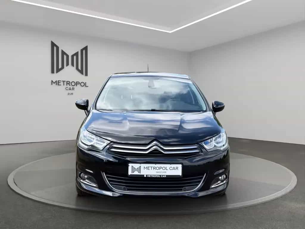Citroën C4 Lim. 1.2 e-THP Shine AHK/PDC/SHZ/LM+TÜV 03.28 01/2016-photo-7