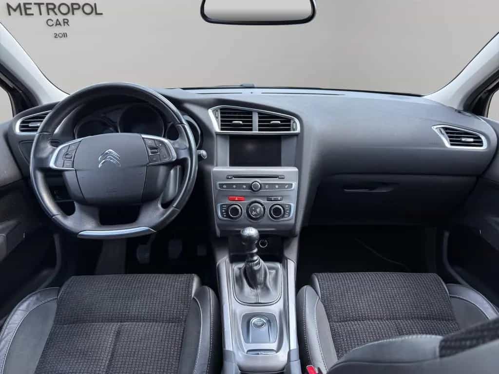 Citroën C4 Lim. 1.2 e-THP Shine AHK/PDC/SHZ/LM+TÜV 03.28 01/2016-photo-9