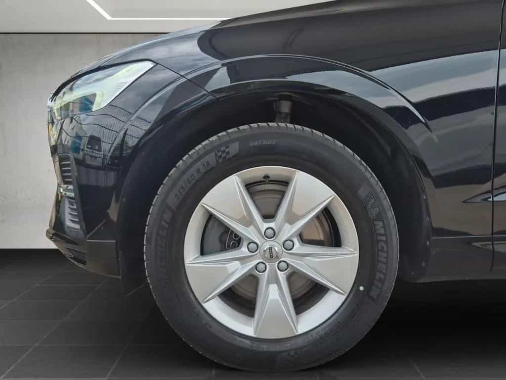 Volvo XC60 Core Navi Kamera LED 4xSHZ Carplay PDC 02/2023-photo-17