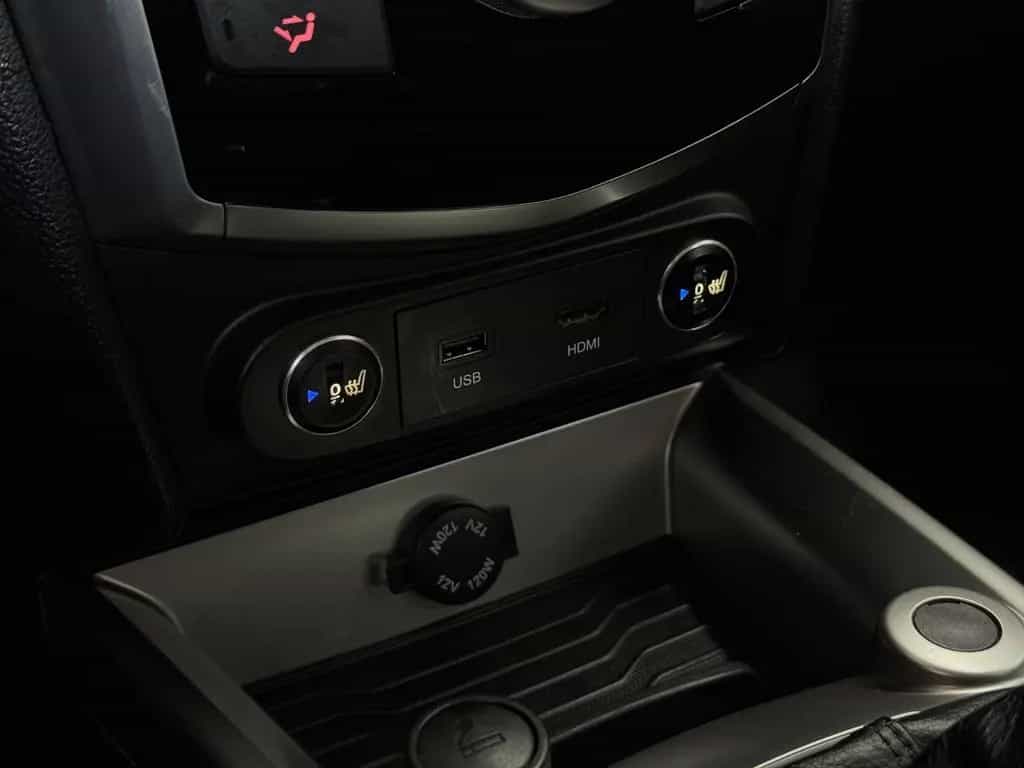 Ssangyong Tivoli 1.6 e-XGi 160 QUARTZ 2WD *SHZ*TEM*RKam* 08/2015-photo-15