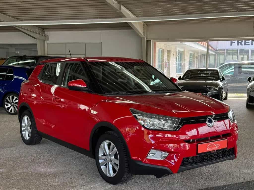 Ssangyong Tivoli 1.6 e-XGi 160 QUARTZ 2WD *SHZ*TEM*RKam* 08/2015-photo-4