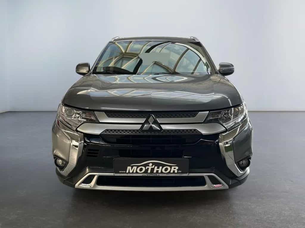 Mitsubishi Outlander Diamant Edition 2.0 MIVEC Carplay SHZ 12/2019-photo-4
