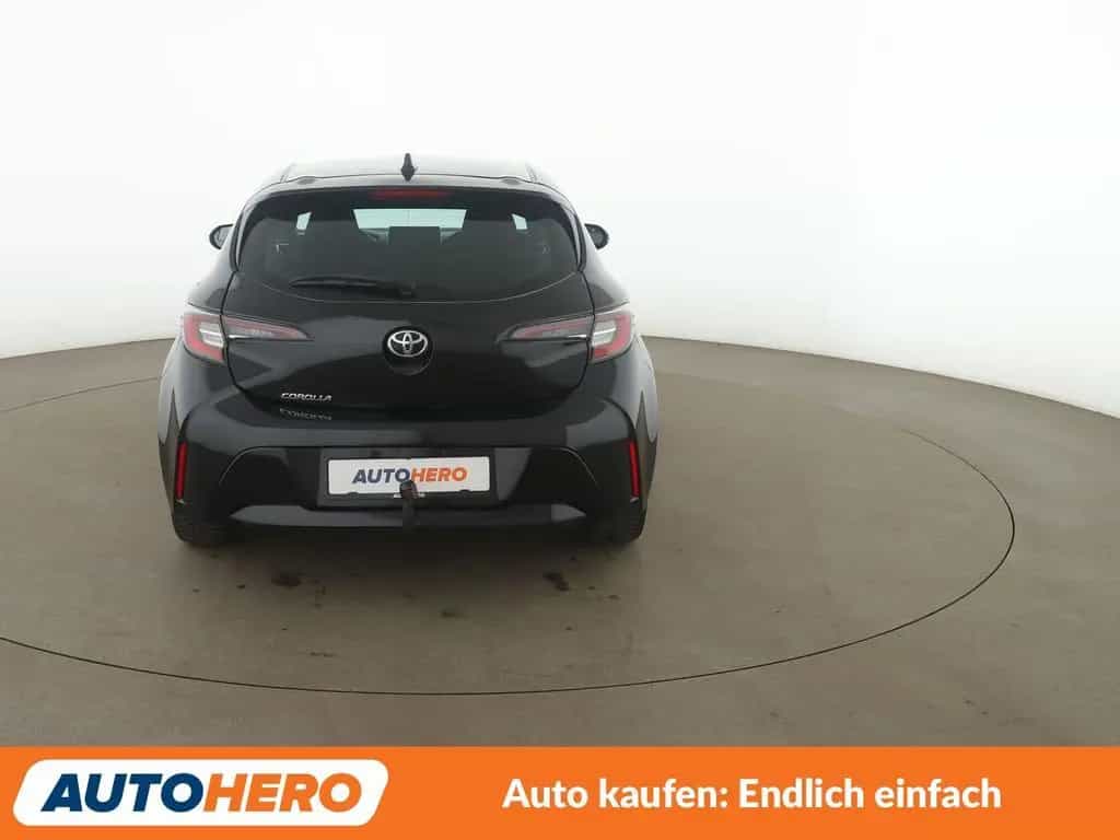 Toyota Corolla 1.2 Turbo Comfort*NAVI*ACC*CAM*SHZ*AHK* 09/2019-photo-4