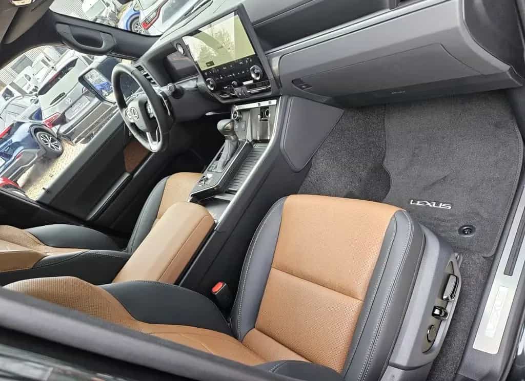 Lexus GX 550 Luxury+ 03/2025-photo-8