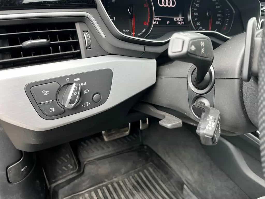 Audi A4 Avant 40 TDI S line LED PANO NAVI SHZ KAM AHK 09/2020-photo-15