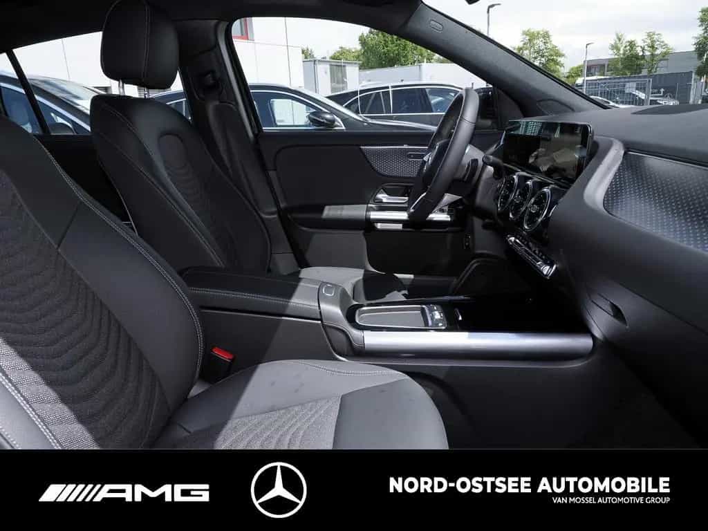 Mercedes-Benz GLA 200 d PROGRESSIVE AHK MBUX SHZ LED KLIMA 07/2025-photo-10