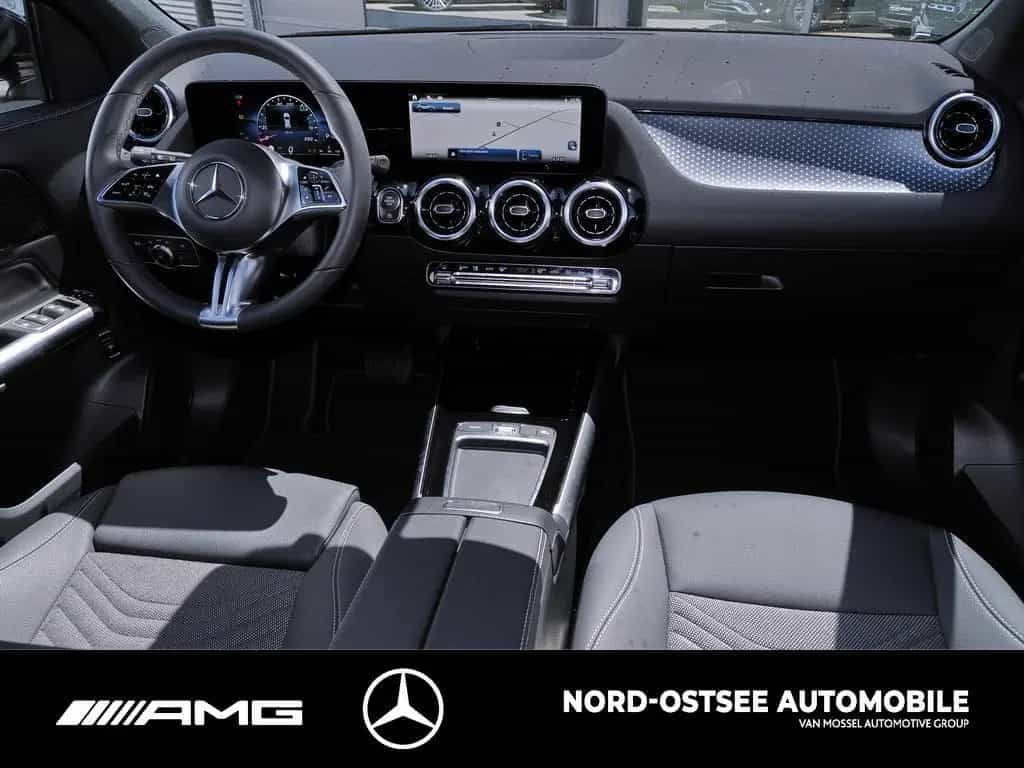 Mercedes-Benz GLA 200 d PROGRESSIVE AHK MBUX SHZ LED KLIMA 07/2025-photo-11