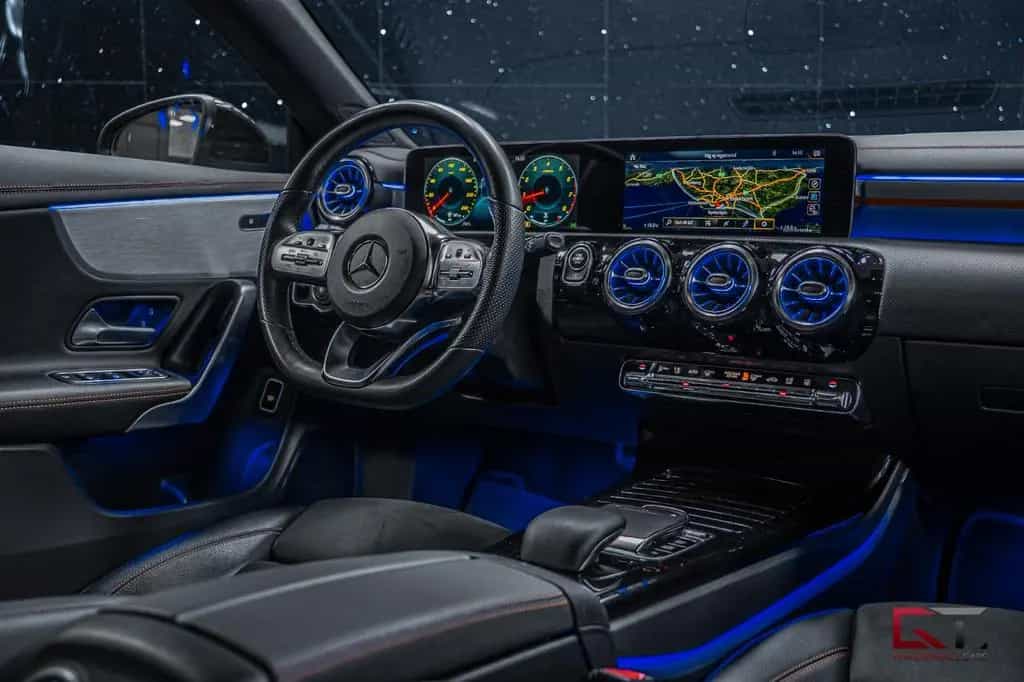 Mercedes-Benz CLA 200 AMG Orange Edition Pano Auxiliary Heater 08/2019-photo-18