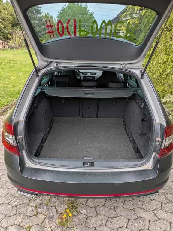 Skoda Octavia 2.0 TSI RS Combi RS 08/2019-photo-4