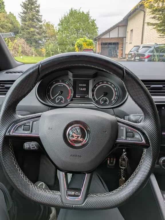 Skoda Octavia 2.0 TSI RS Combi RS 08/2019-photo-6
