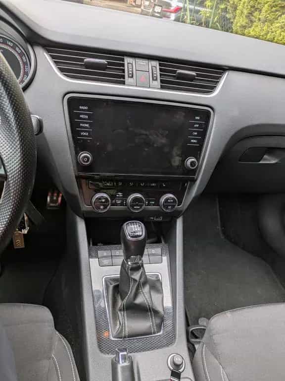 Skoda Octavia 2.0 TSI RS Combi RS 08/2019-photo-7