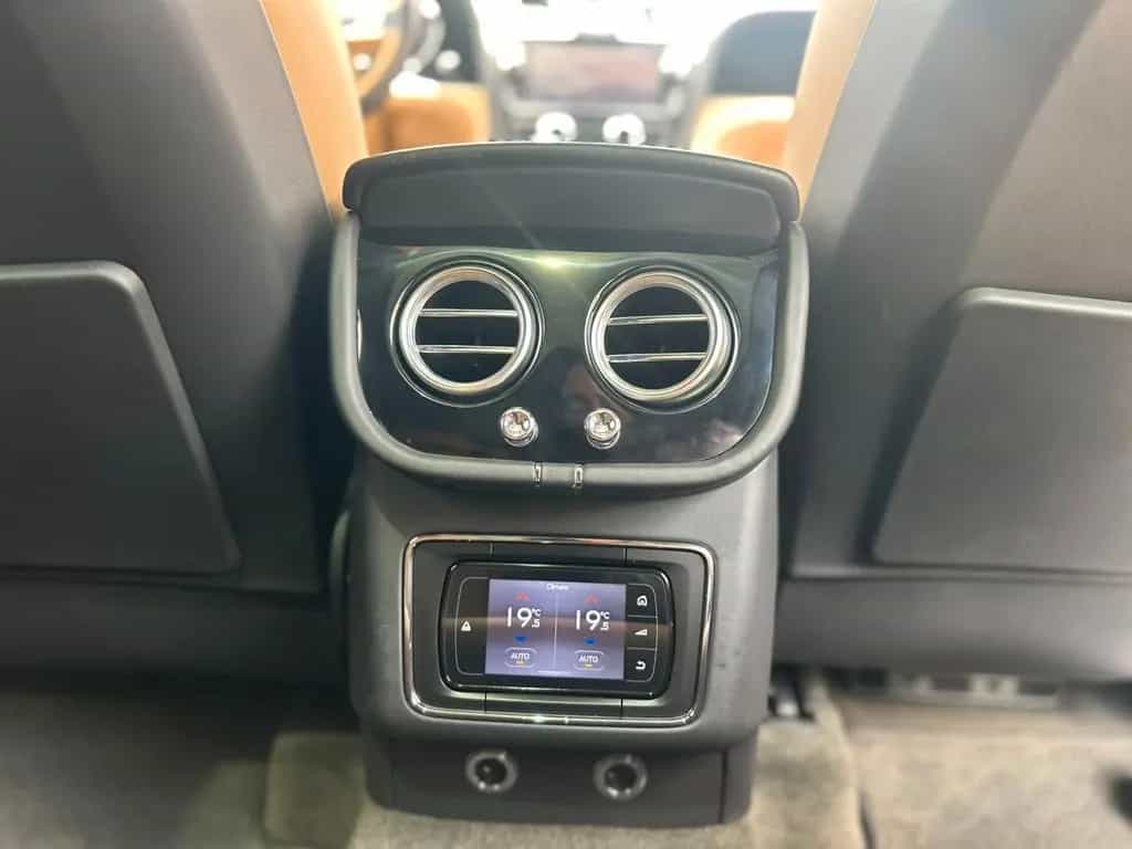 Bentley Bentayga 6.0 W12 4WD Autom. 11/2016-photo-18