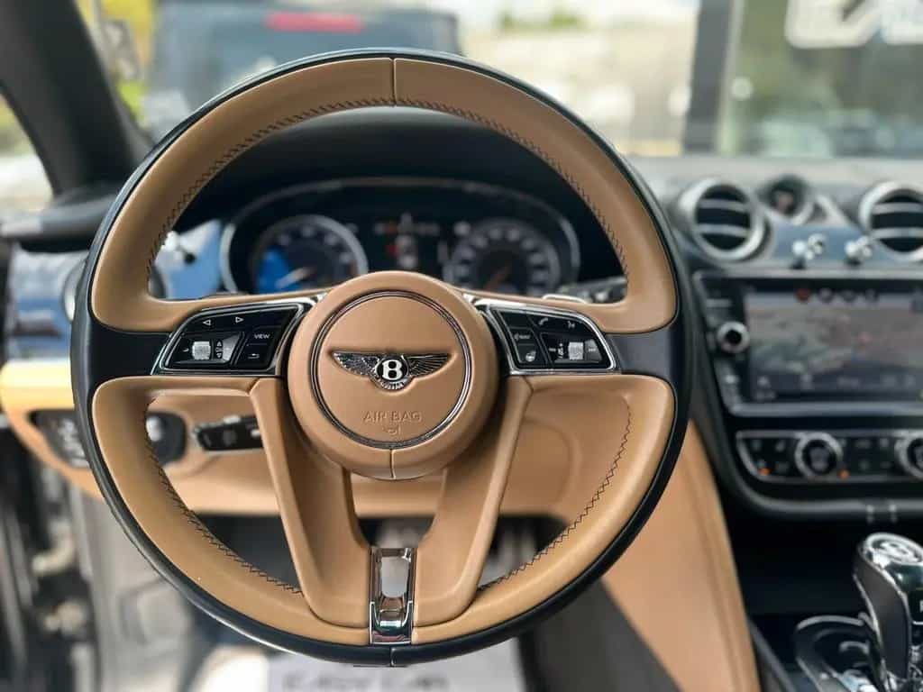 Bentley Bentayga 6.0 W12 4WD Autom. 11/2016-photo-6