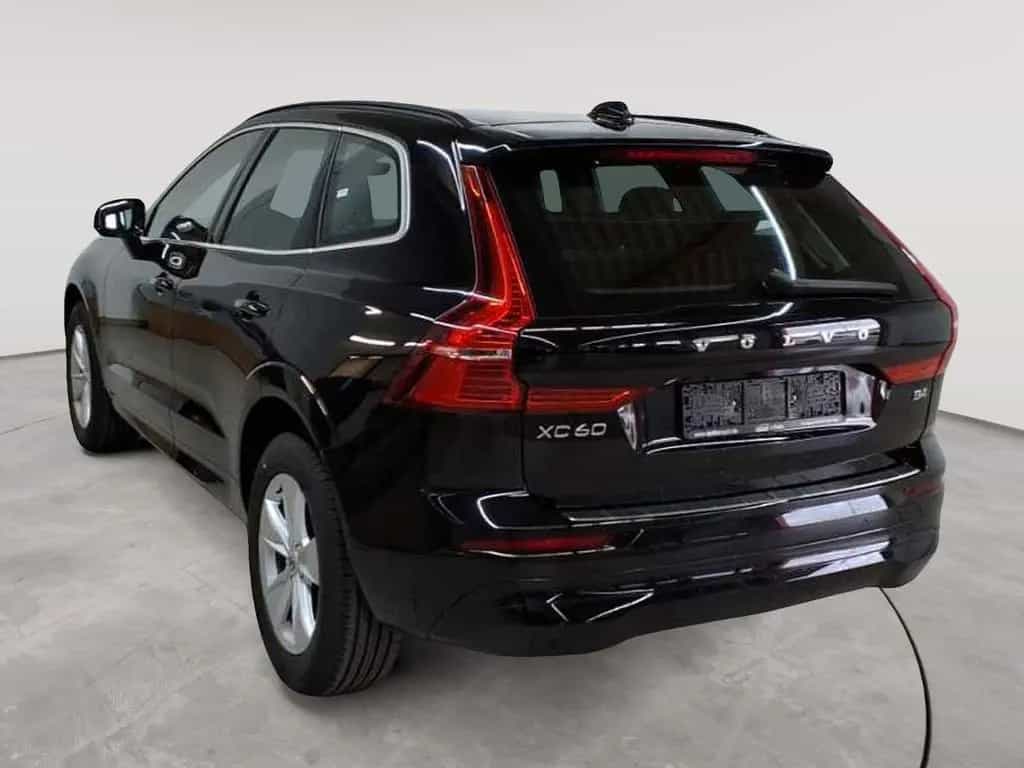 Volvo XC60 B4 D Geartronic Momentum Pro Aut. 03/2022-photo-1