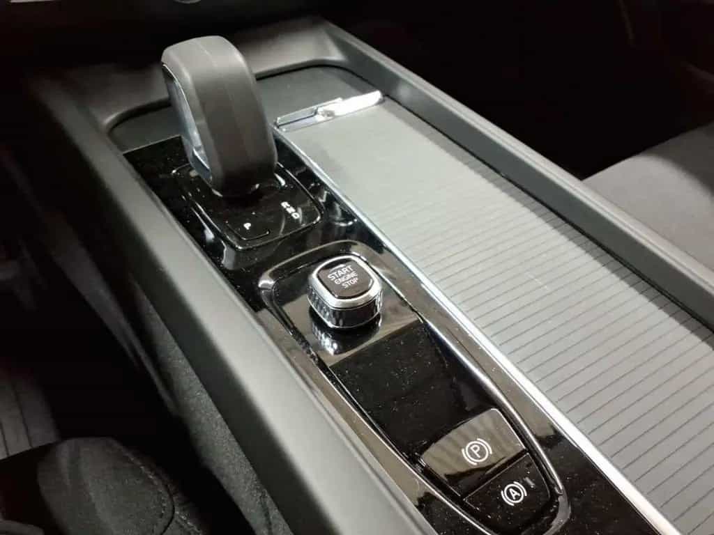 Volvo XC60 B4 D Geartronic Momentum Pro Aut. 03/2022-photo-14