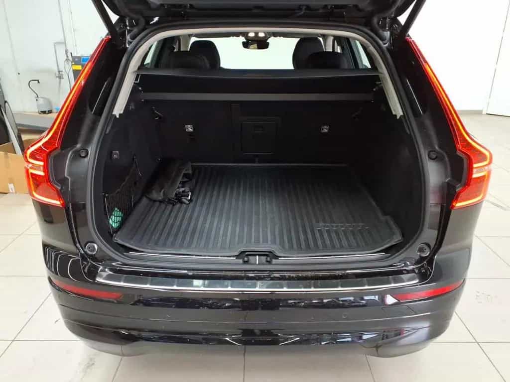 Volvo XC60 B4 D Geartronic Momentum Pro Aut. 03/2022-photo-8