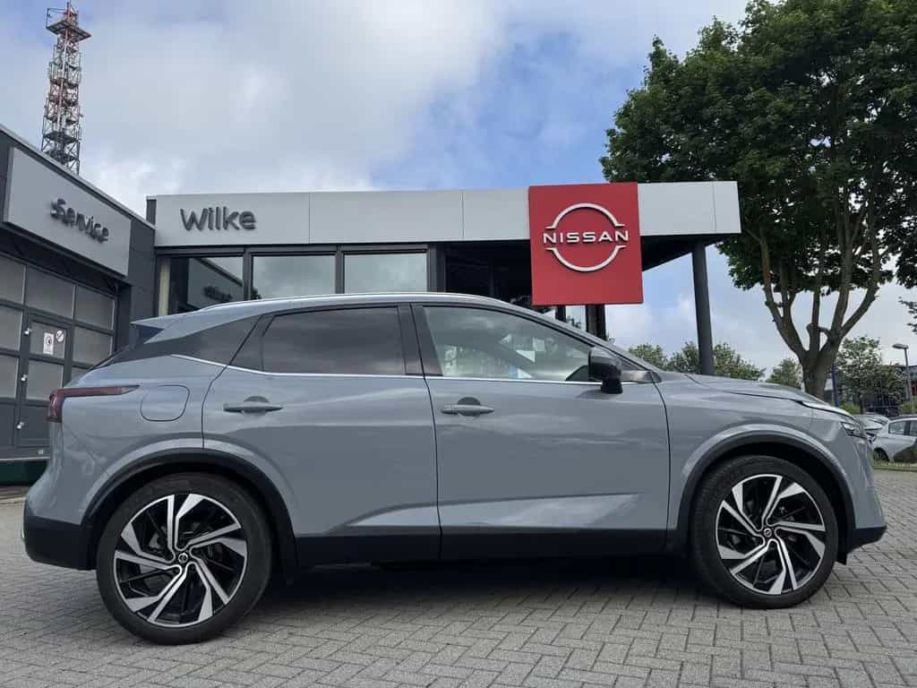 Nissan Qashqai 1.3 DIG-T MHEV Xtronic Tekna+/PANO/LEDER 05/2022-photo-3