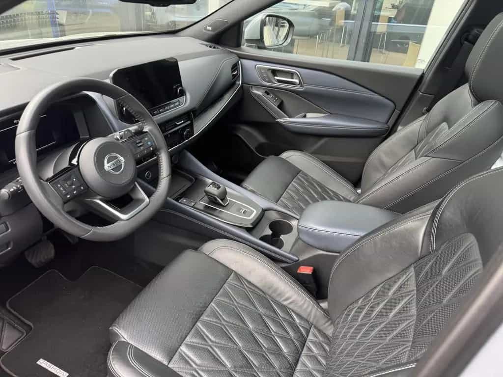 Nissan Qashqai 1.3 DIG-T MHEV Xtronic Tekna+/PANO/LEDER 05/2022-photo-6