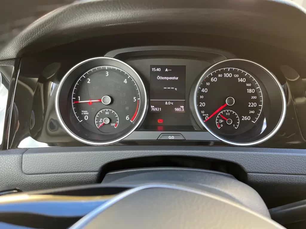 Volkswagen Golf 2.0 TDI Join Join 04/2018-photo-10