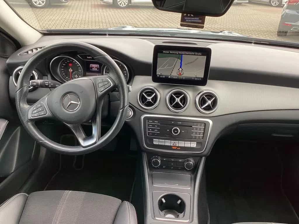 Mercedes-Benz GLA 250 07/2019-photo-14