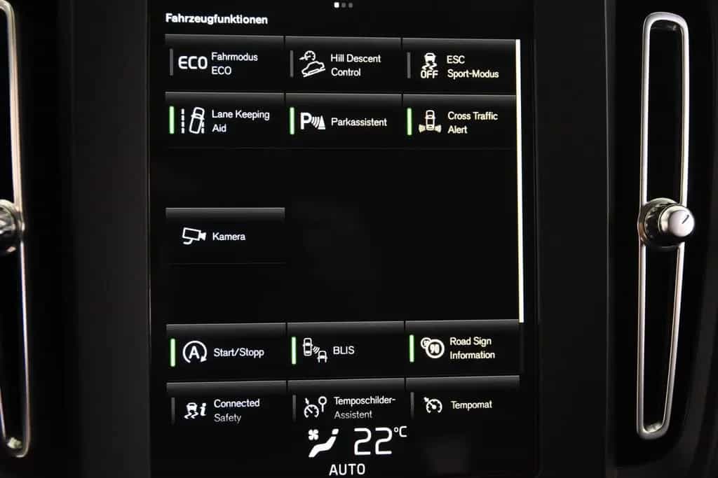 Volvo XC40 T2 Momentum *1.Hand*Navi*Kamera*Carplay* 01/2021-photo-17