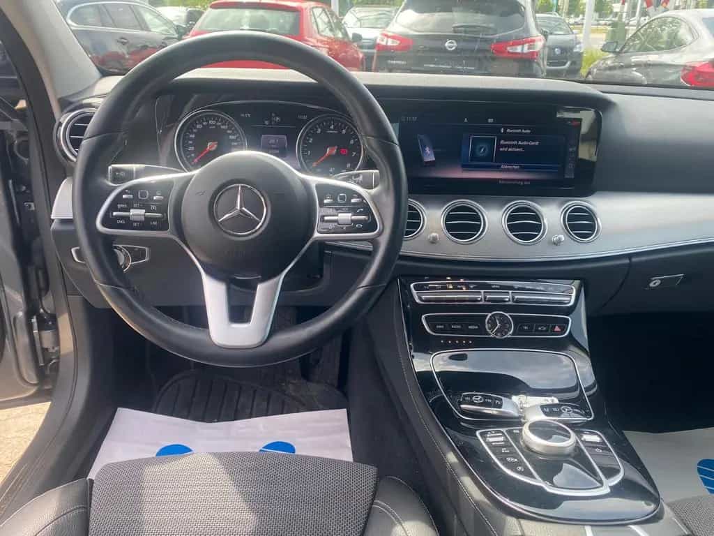 Mercedes-Benz E 200 E Limousine E 200 08/2018-photo-21