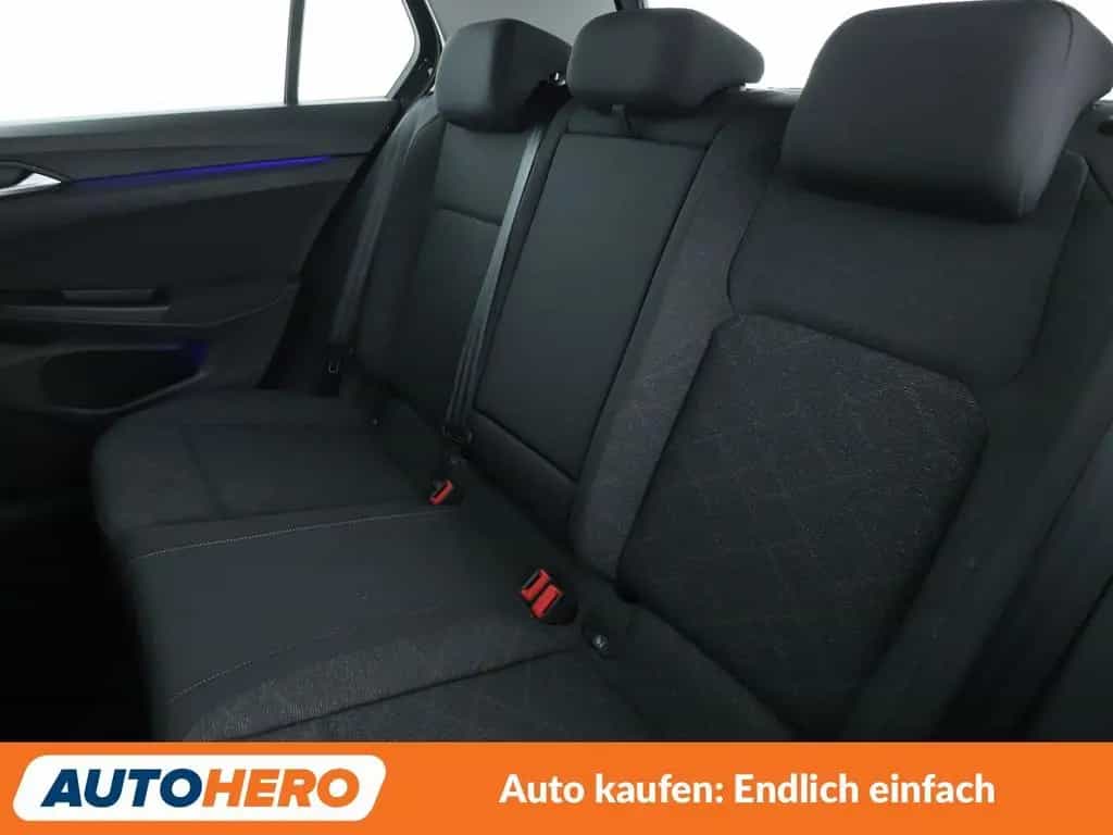 Volkswagen Golf VIII 1.5 TSI ACT Life*NAV*ACC*CAM*PDC*SHZ* 08/2020-photo-13