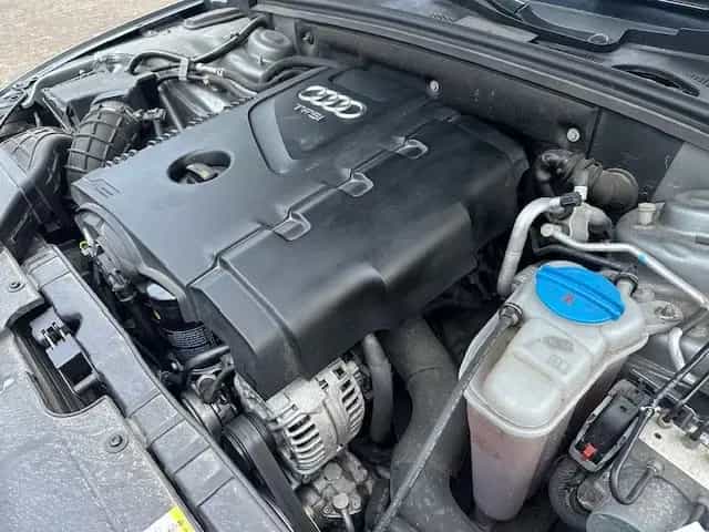 Audi A4 1.8 TFSIl Lückenlos Audi Scheckheft 09/2011-photo-27
