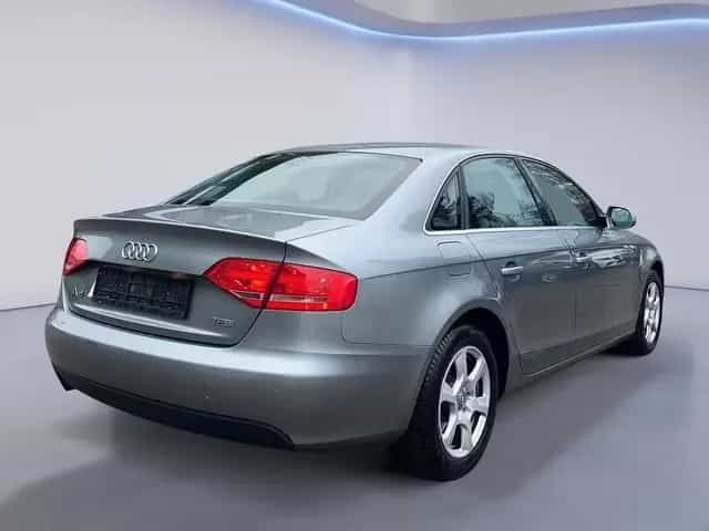 Audi A4 1.8 TFSIl Lückenlos Audi Scheckheft 09/2011-photo-4