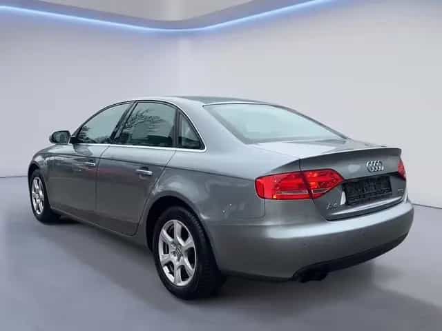 Audi A4 1.8 TFSIl Lückenlos Audi Scheckheft 09/2011-photo-7