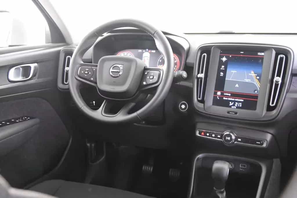 Volvo XC40 T2 Momentum *1.Hand*Navi*Kamera*Carplay* 07/2021-photo-10