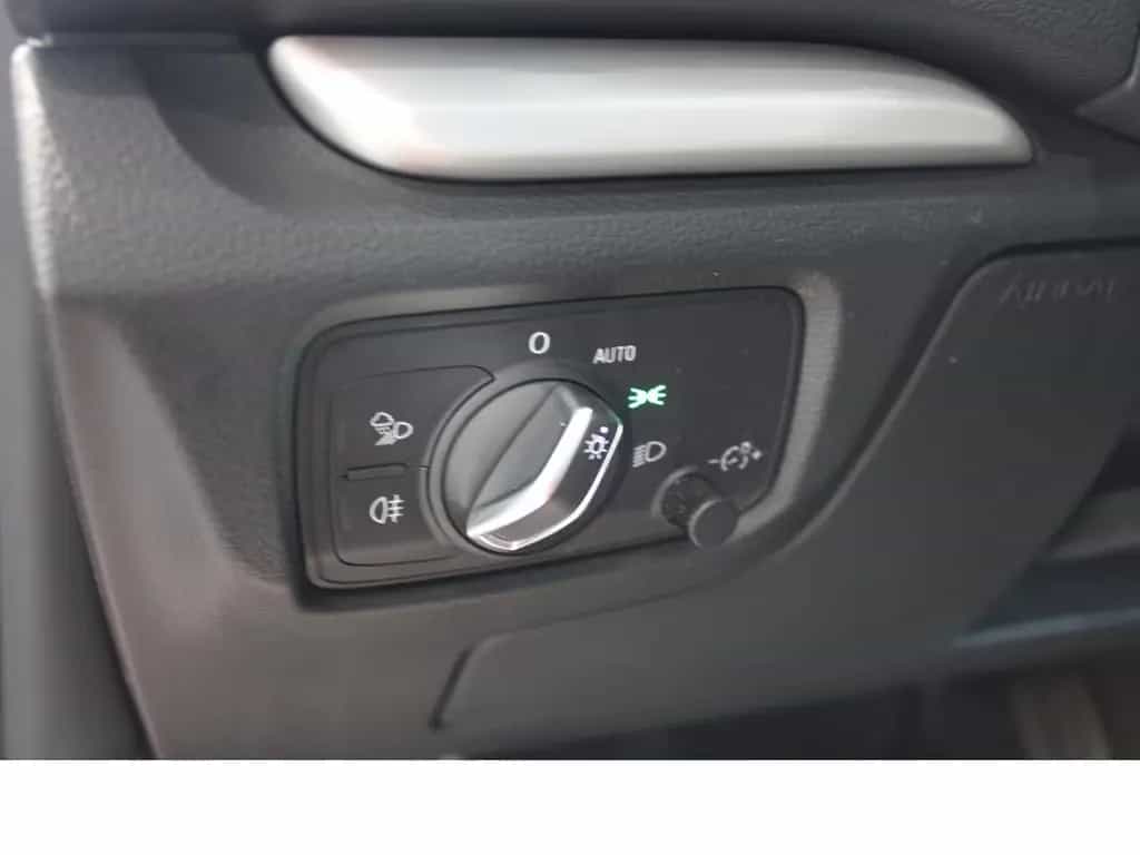 Audi A3 35 TFSI S line LED*NAVI*PDC*TEMP*ALU*KLIMA 02/2020-photo-12