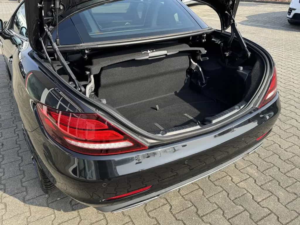 Mercedes-Benz SLC 180 9-AT Navi LED Pano Kam PDC v+h 1. Hand 06/2017-photo-18