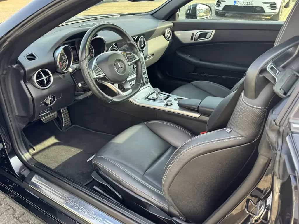 Mercedes-Benz SLC 180 9-AT Navi LED Pano Kam PDC v+h 1. Hand 06/2017-photo-7