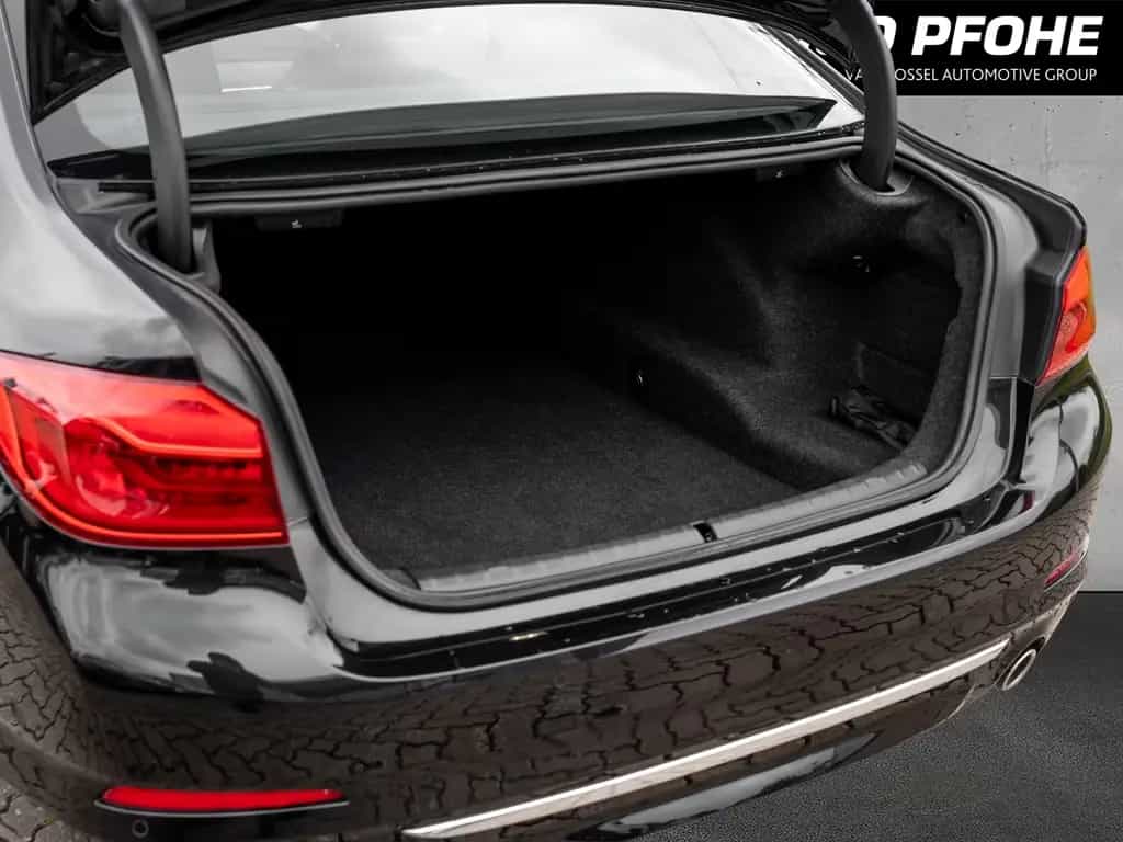 BMW 5 Series 530 i xDrive Luxury Line 03/2020-photo-10