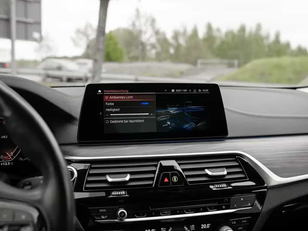 BMW 5 Series 530 i xDrive Luxury Line 03/2020-photo-15