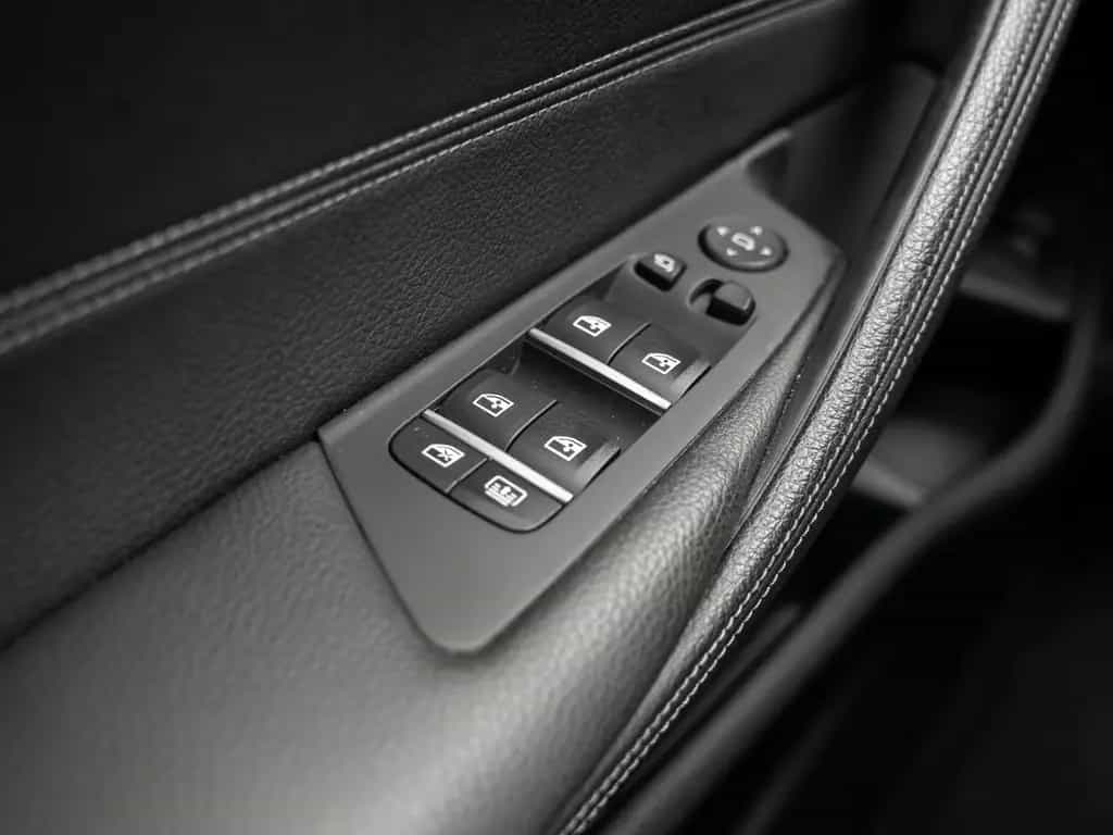 BMW 5 Series 530 i xDrive Luxury Line 03/2020-photo-18