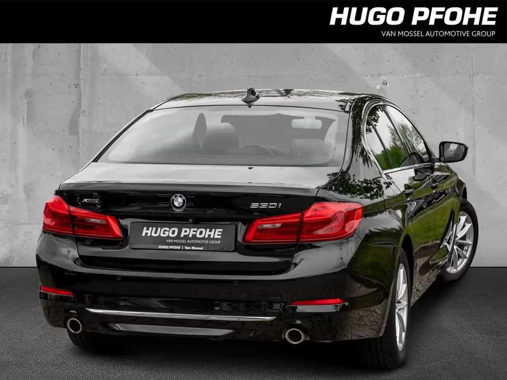 BMW 5 Series 530 i xDrive Luxury Line 03/2020-photo-2
