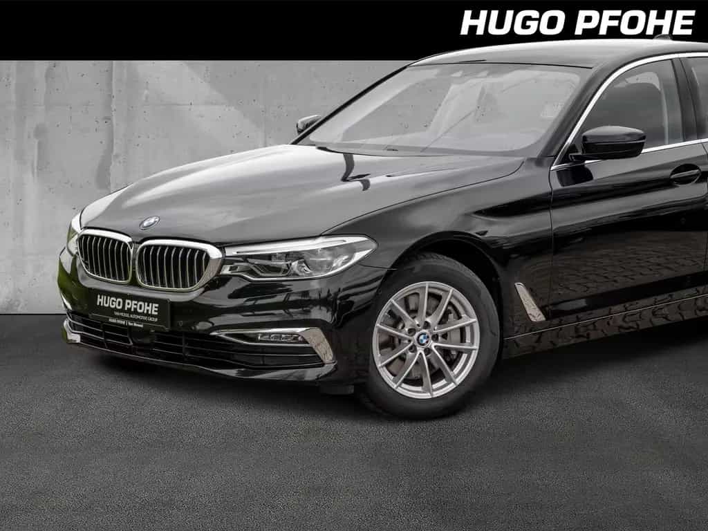 BMW 5 Series 530 i xDrive Luxury Line 03/2020-photo-3