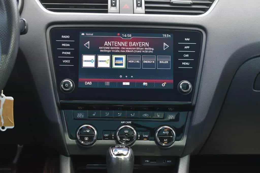Skoda Octavia 2.0 TSI RS*Pano*Navi*PDC vo+hi.* 12/2017-photo-18