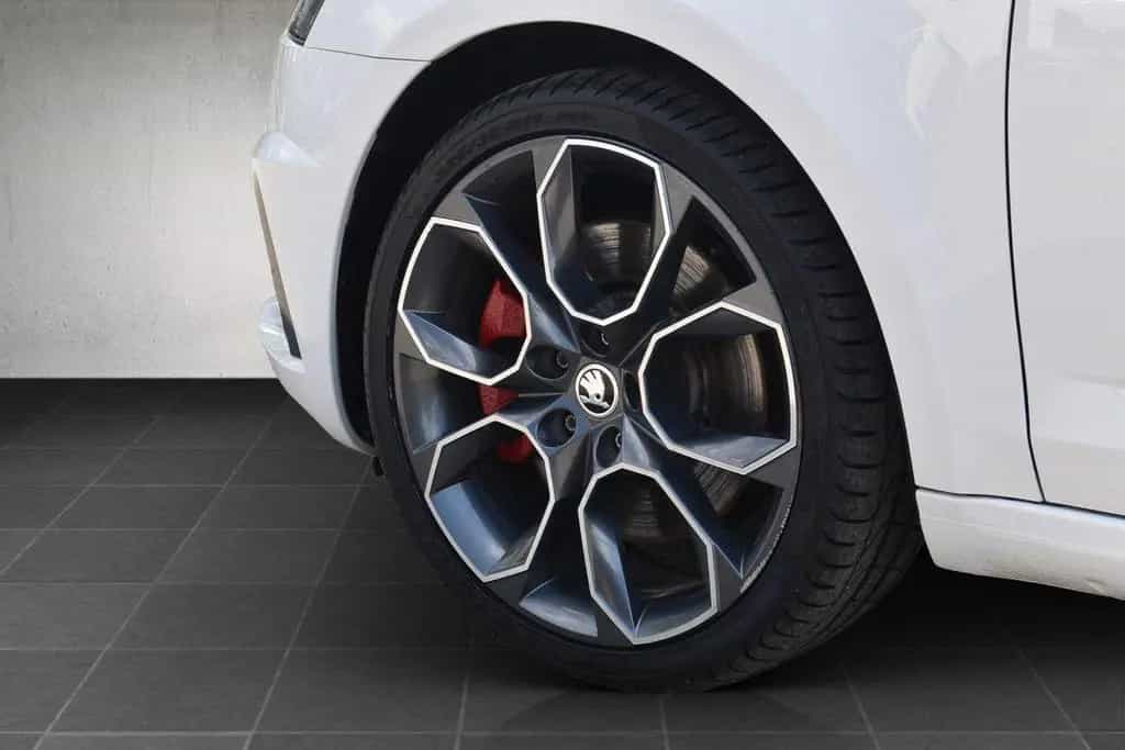 Skoda Octavia 2.0 TSI RS*Pano*Navi*PDC vo+hi.* 12/2017-photo-3