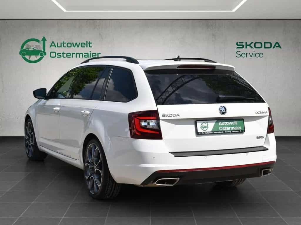 Skoda Octavia 2.0 TSI RS*Pano*Navi*PDC vo+hi.* 12/2017-photo-4