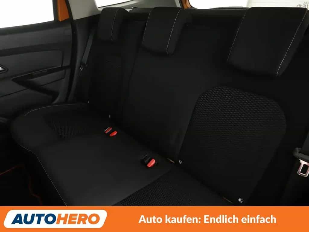 Dacia Duster 1.6 SCe Comfort*AHK*SHZ*TEMPO*KLIMA* 04/2018-photo-13