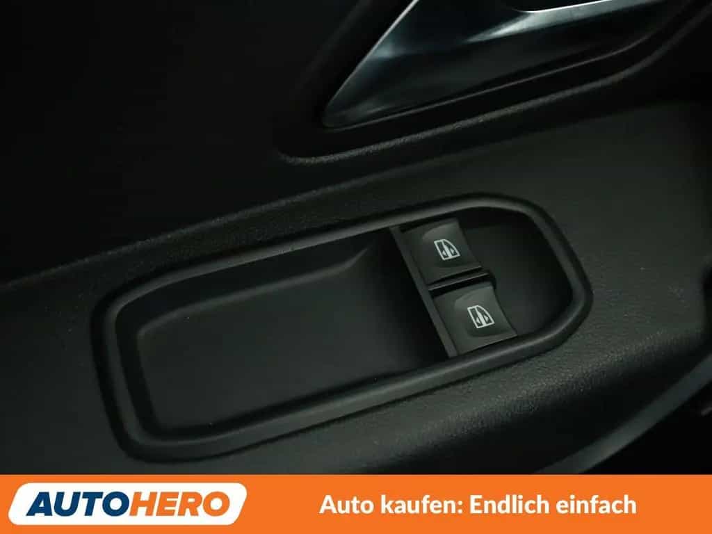Dacia Duster 1.6 SCe Comfort*AHK*SHZ*TEMPO*KLIMA* 04/2018-photo-25