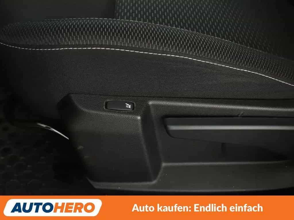 Dacia Duster 1.6 SCe Comfort*AHK*SHZ*TEMPO*KLIMA* 04/2018-photo-26