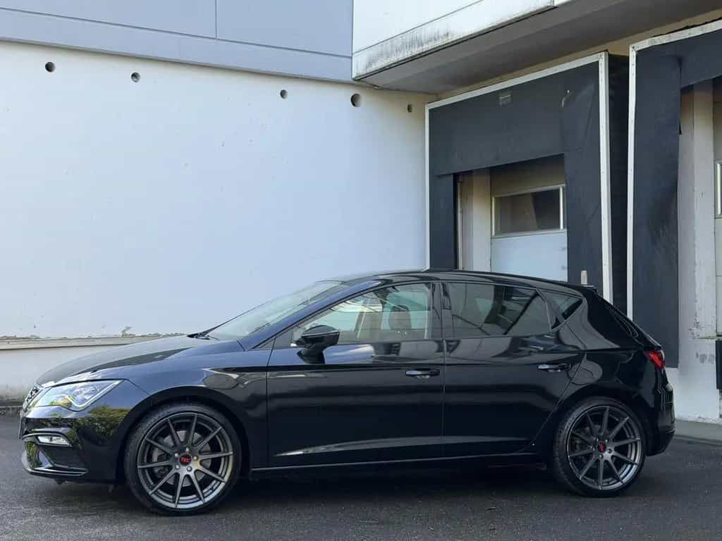 Seat Leon FR LED Navi ACC-Tempom Spurhalte 19"Tomason 06/2018-photo-2