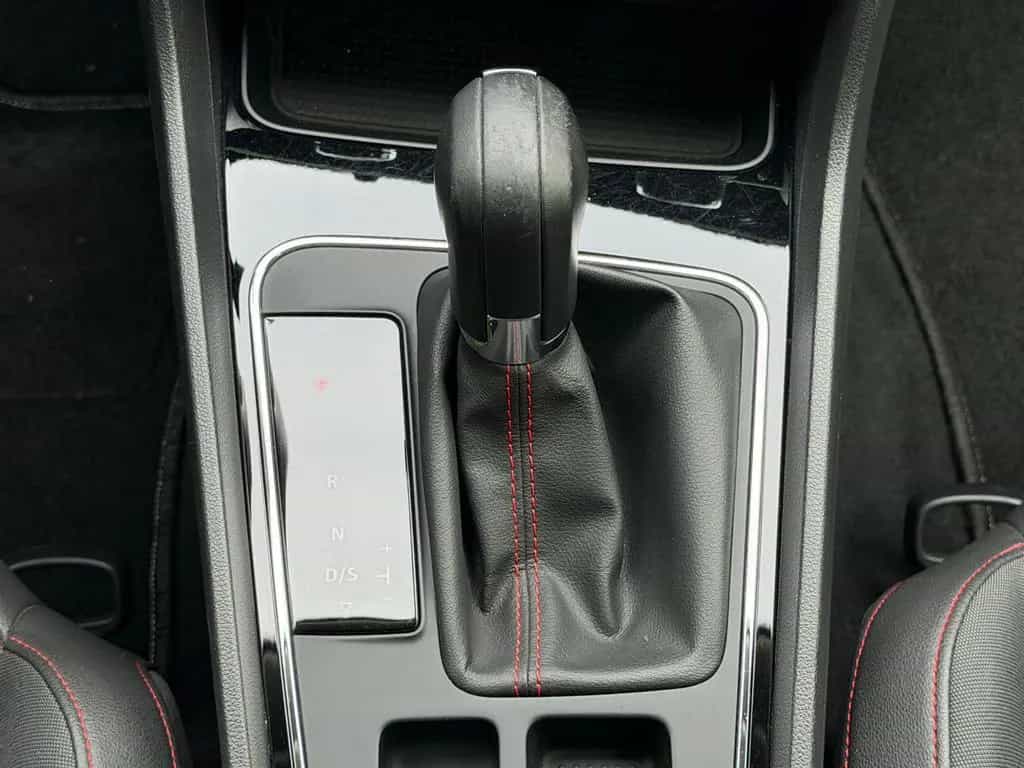 Seat Leon FR LED Navi ACC-Tempom Spurhalte 19"Tomason 06/2018-photo-21