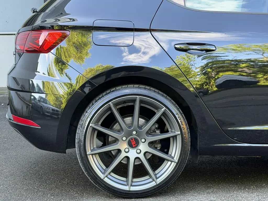 Seat Leon FR LED Navi ACC-Tempom Spurhalte 19"Tomason 06/2018-photo-27