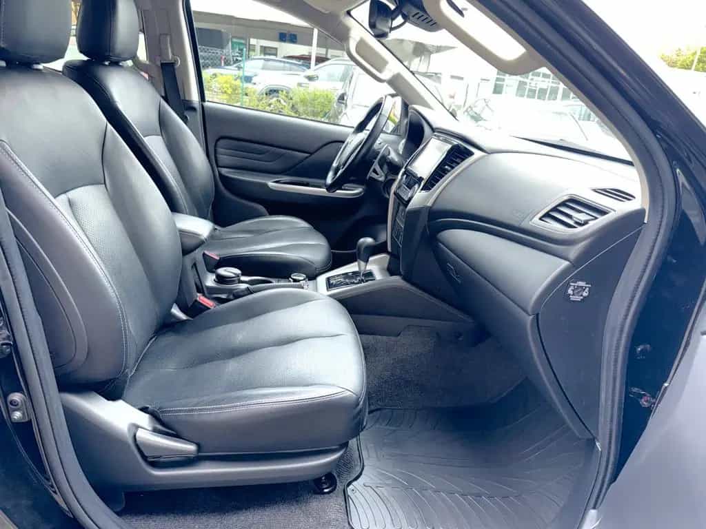 Mitsubishi L200 TOP-4WD-1.HAND-AHK 3100KG-UNFALLFREI-TÜV NEU-AT 05/2022-photo-15