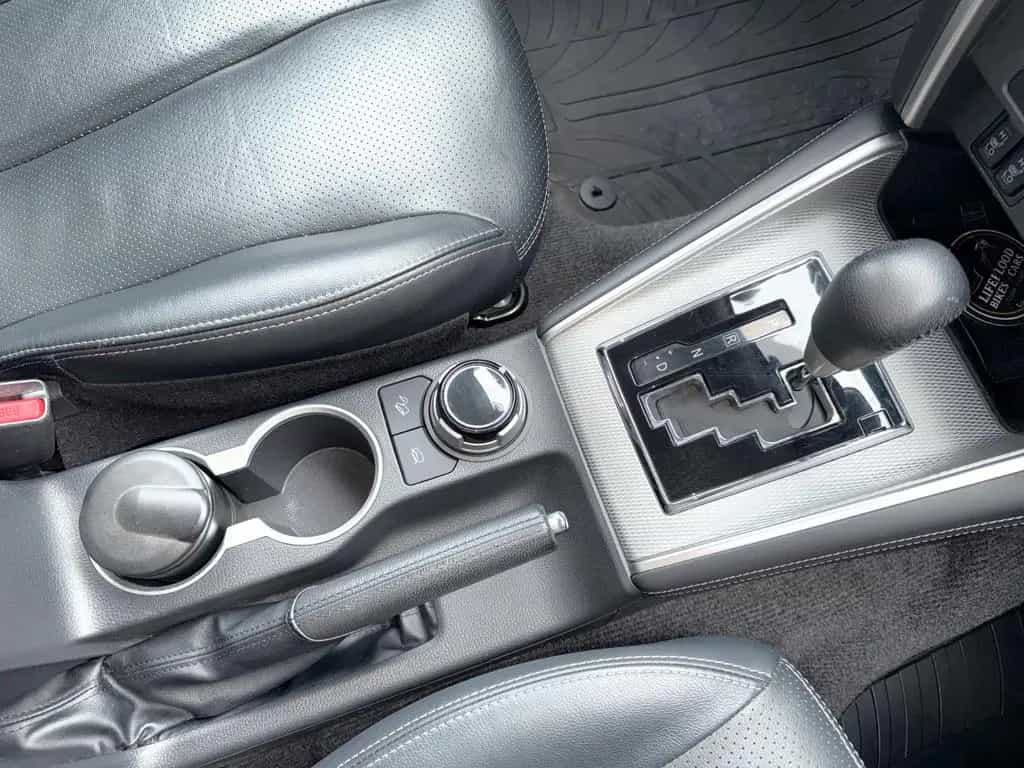 Mitsubishi L200 TOP-4WD-1.HAND-AHK 3100KG-UNFALLFREI-TÜV NEU-AT 05/2022-photo-27
